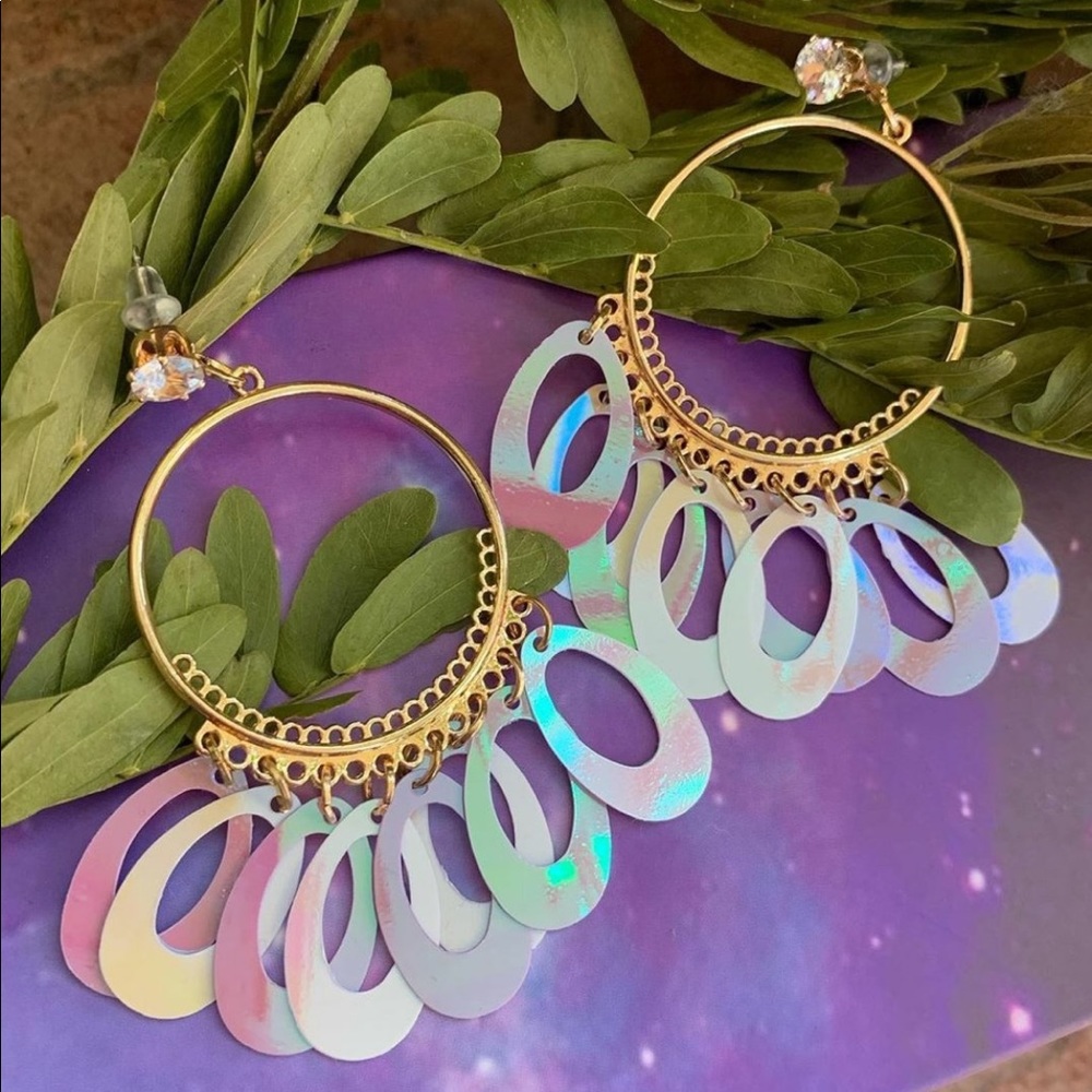 Fashion purple dangle charm earrings 💜